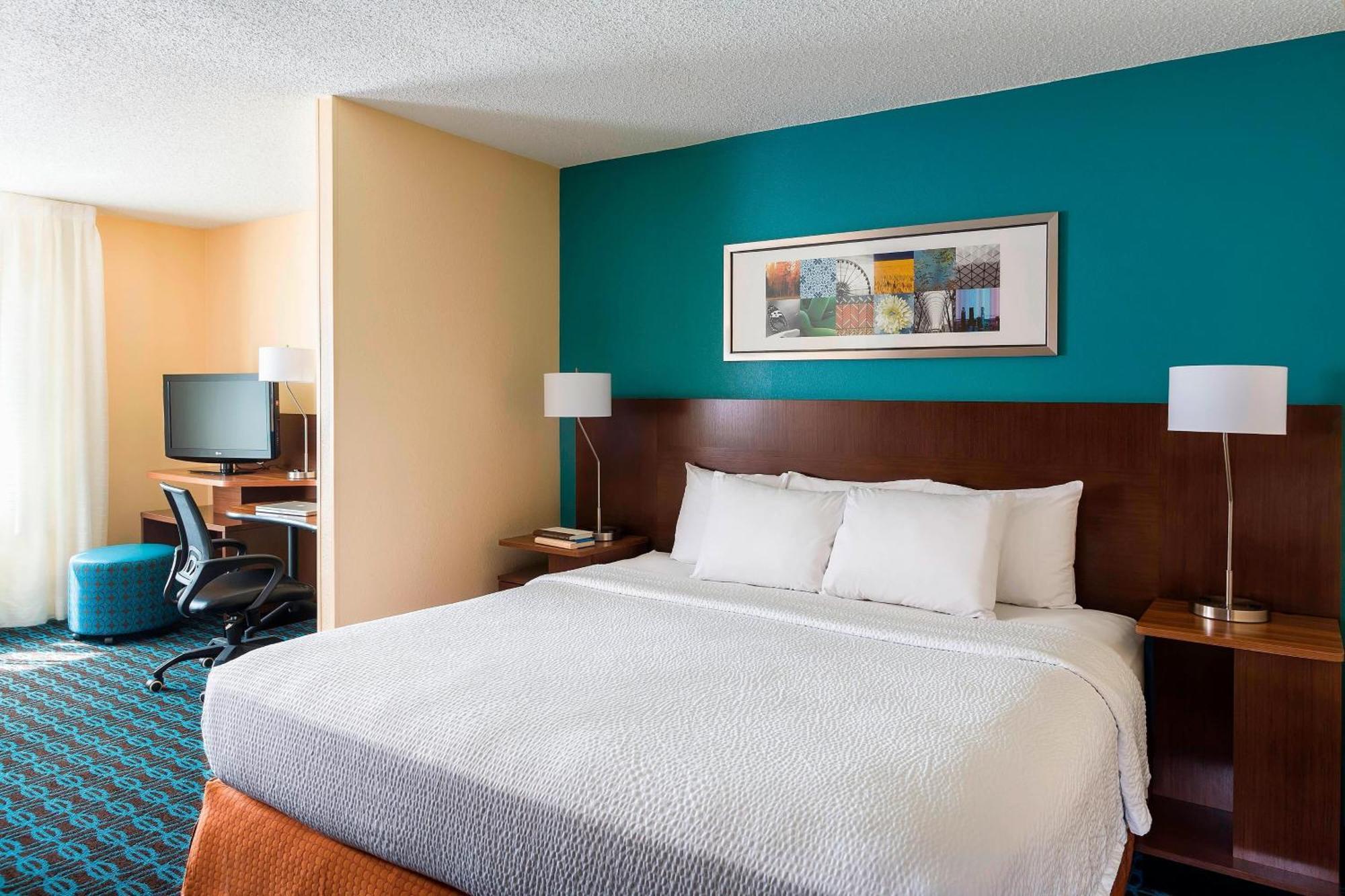 Fairfield Inn & Suites Dallas Park Central Dış mekan fotoğraf